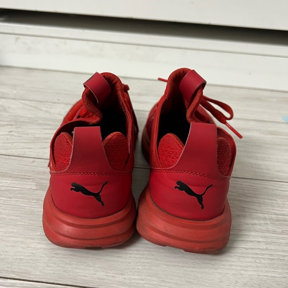 Puma kids Enzo Soft Foam Red Training Running Sneakers - Picture 5 of 6